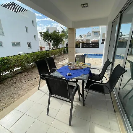 Sunny Breeze In A Prime Spot Near Everything Villa Coral Bay