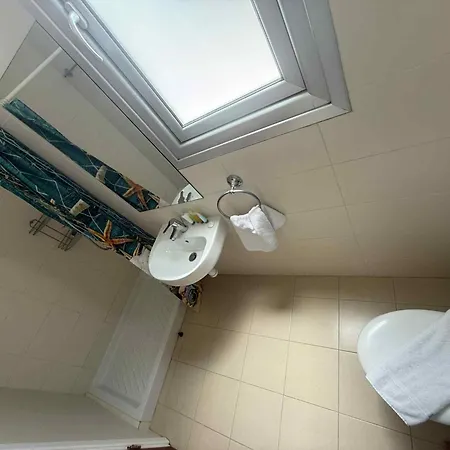 Villa Sunny Breeze In A Prime Spot Near Everything